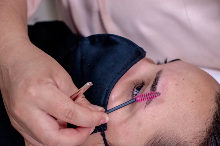 Augenbrauen Microblading: Der ultimative Leitfaden für perfekte Brauen